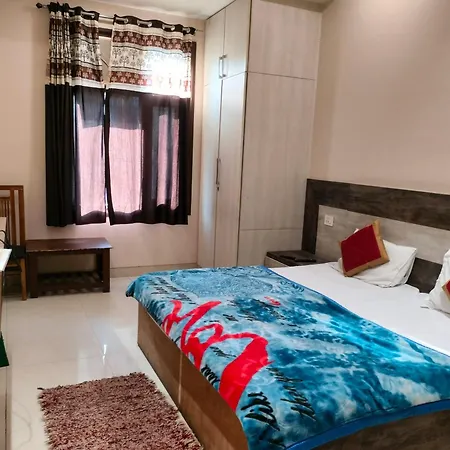 Апартаменты Super Residency -- Near Nizamuddin Railway Station